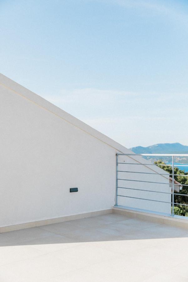 Tempestini Exclusive Villas نِكيانا المظهر الخارجي الصورة